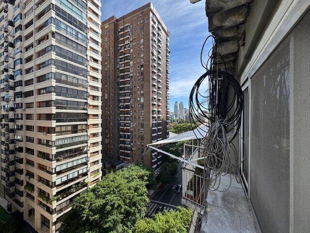 VTA 2 AMB CON BALCON EN C.DIAZ 2100